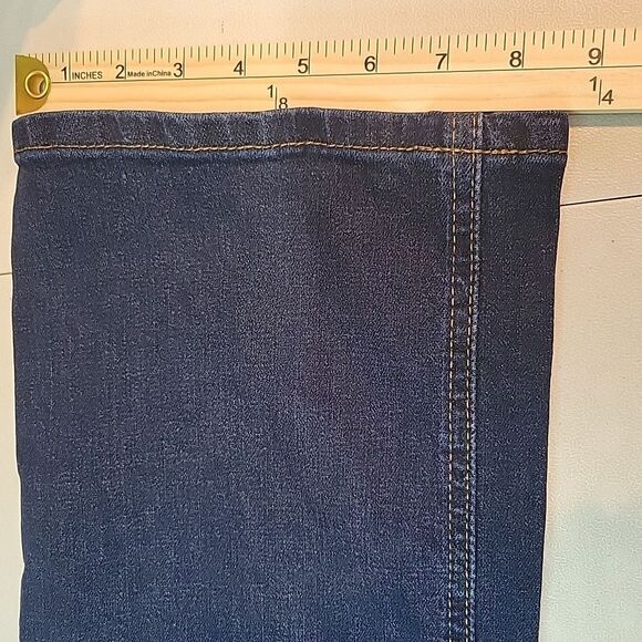 Member's Mark NWT Mens Jeans Size 40x32 Straight Fit Stretch Denim Spot on Leg - Picture 13 of 13